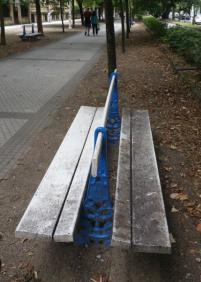 Bancos sin pintura en Donostia