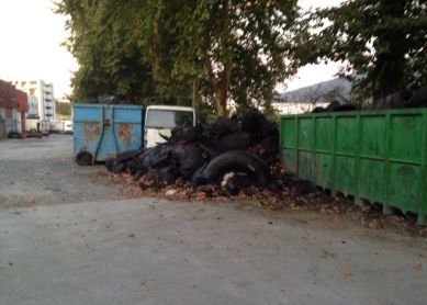 Vertederos en plenas calles de Irun