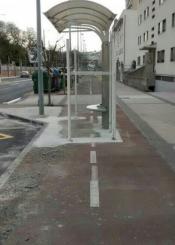 Idónea ubicación de la nueva marquesina en la recta de Koipe.