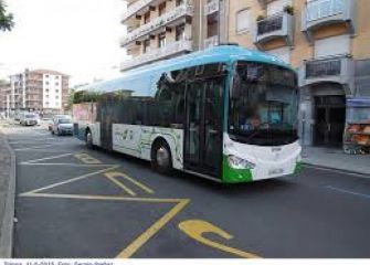 Buses sin cinturones en plena autopista A-8