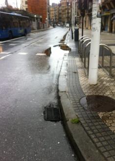 Paso de cebra inaccesible