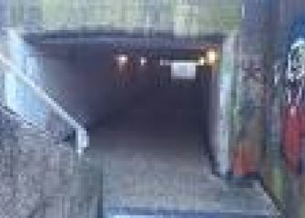 Paso subterráneo Carlos I