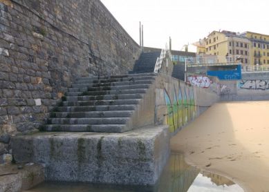 Peligro en la playa de La Zurriola