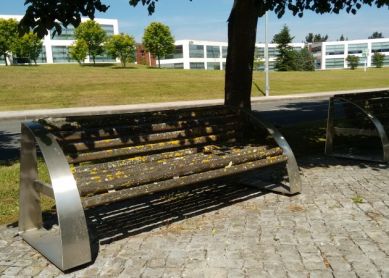 Mantenimiento bancos Parque Tecnológico Miramón