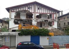 Derribo cultural celebrando ser la capital