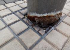 Farola en mal estado; peligro en Extremadura 22