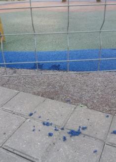 Vandalismo en parques infantiles