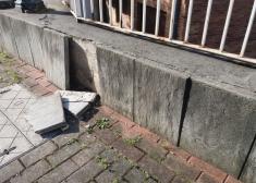 Pasadizo en estado lamentable