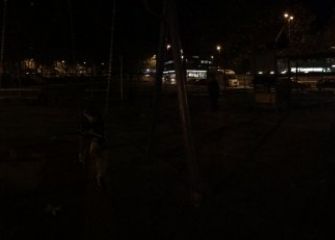 Parque Aitor Zabaleta sin iluminación