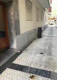 Calle en abandono de los servicios de limpieza