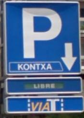 Dejadez y suciedad en el parking