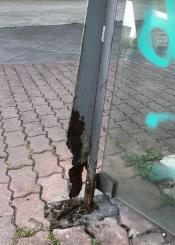 Barandilla en peligroso estado