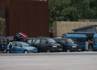 Estacionamiento de autocaravanas en el barrio de Sagüés.