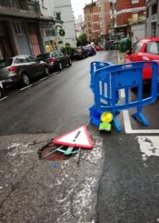 Agujero en la carretera 