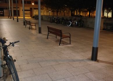 Bicicleta mal aparcada