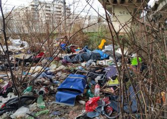 Meses sin retirar la basura