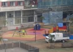 ¿Qué sentido tiene desinfectar los parques infantiles?