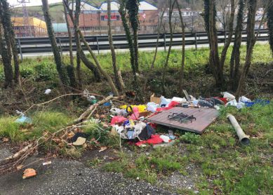 Basura en el Hipódromo de San Sebastián 