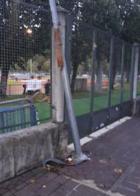 Farola peligrosa en el Ministerio de Anoeta