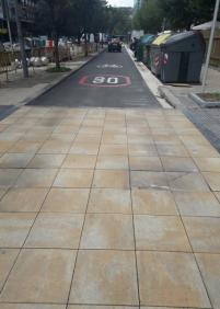 Por favor utilizar el material apropiado