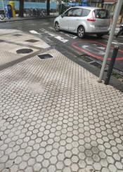 Acera adaptada para personas ciegas y desagues última generación