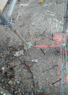 Plasticos y metales en el suelo