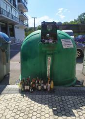 Contenedor de vidrio a tope