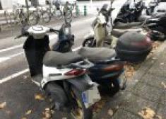 Desguace de motos en la calle Vitoria 4