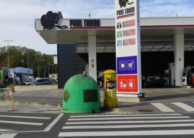 “PARADA DE AUTOBÚS”