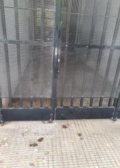 Larratxo entre incívicos y la dejadez del Ayuntamiento 