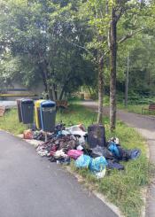 Basuras en Parque de Txomin