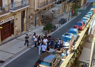 Molestias a los vecinos y viandantes en Calle Salud