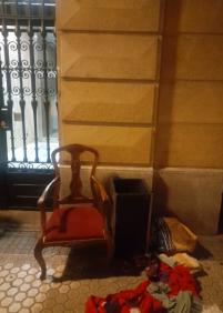 Contenedores de la calle Bergara portal 2-4.