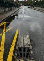 Charco en la calle Dulce María Loynaz