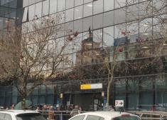 Colas en el edificio de la seguridad social 