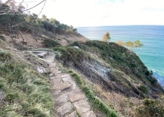 Desprendimiento camino Talaia