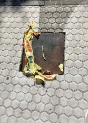 Arqueta en mal estado 